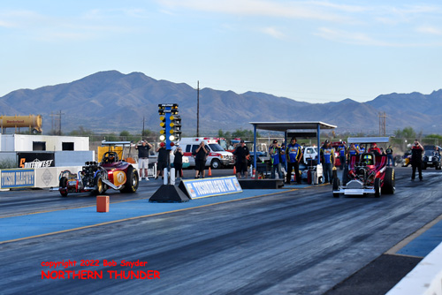 James Day - 'SheepHerder' (near lane) vs 
Dylan Winfesky - 'Nitro Moose' (far lane) - AA/FA